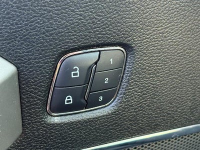 2017 Ford Super Duty F-250 SRW Lariat