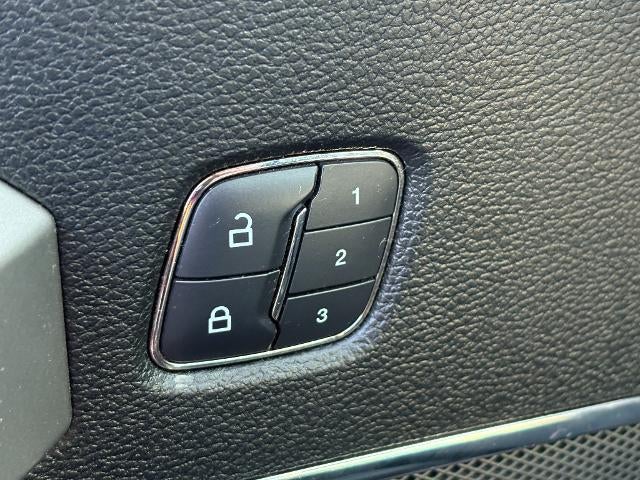 2017 Ford Super Duty F-250 SRW Lariat