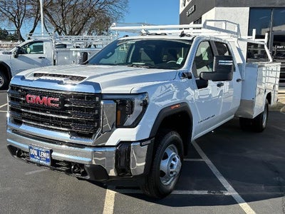 2025 GMC Sierra 3500 HD Chassis Cab Pro