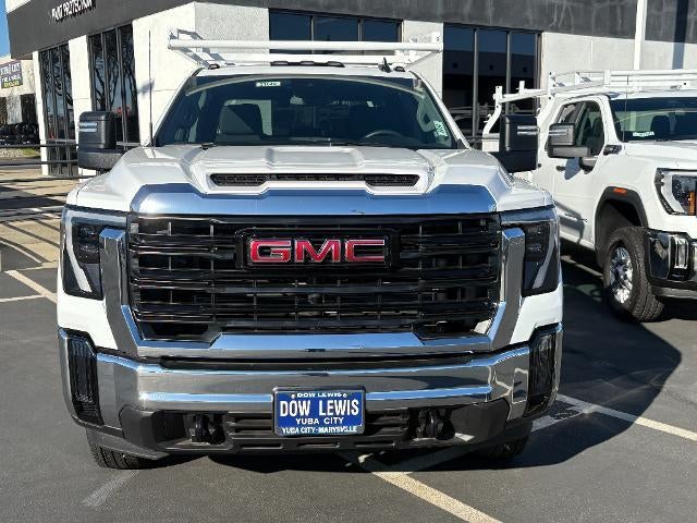 2025 GMC Sierra 3500 HD Chassis Cab Pro
