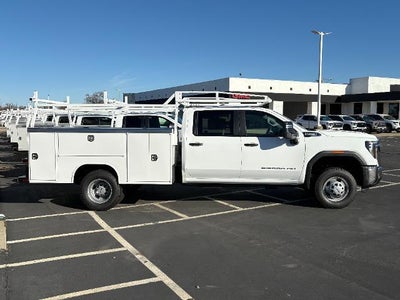 2025 GMC Sierra 3500 HD Chassis Cab Pro