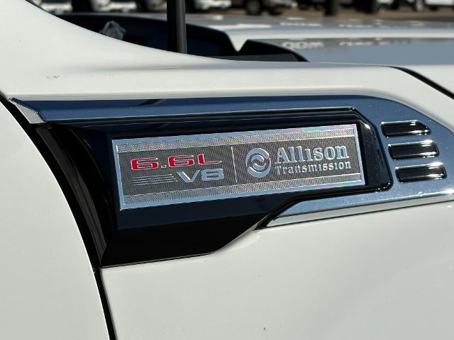 2025 GMC Sierra 3500 HD Chassis Cab Pro