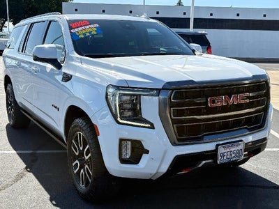 2023 GMC Yukon XL AT4