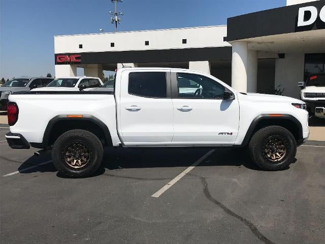 2024 GMC Canyon AT4