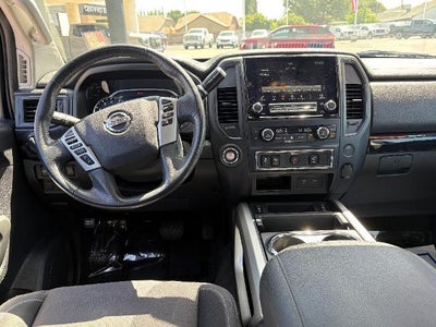 2022 Nissan Titan SV