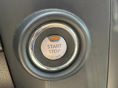 2022 Nissan Titan SV