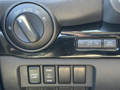 2022 Nissan Titan SV
