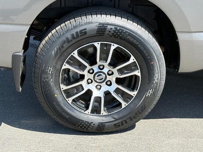2022 Nissan Titan SV