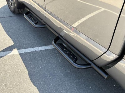 2022 Nissan Titan SV