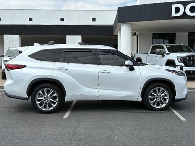 2023 Toyota Highlander L