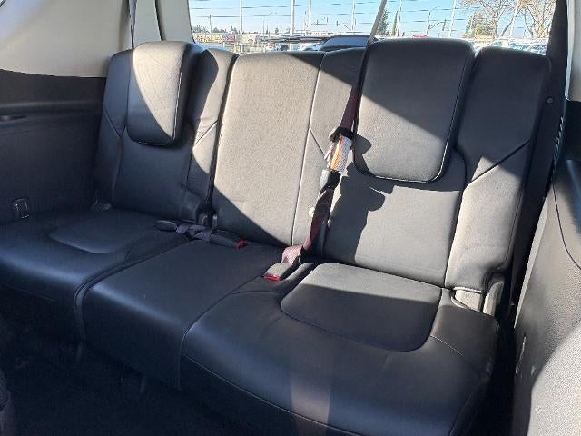 2011 INFINITI QX56 7-passenger