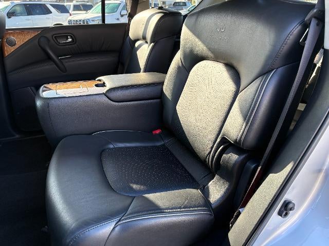 2011 INFINITI QX56 7-passenger