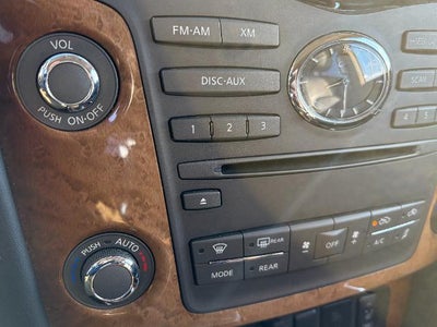 2011 INFINITI QX56 7-passenger