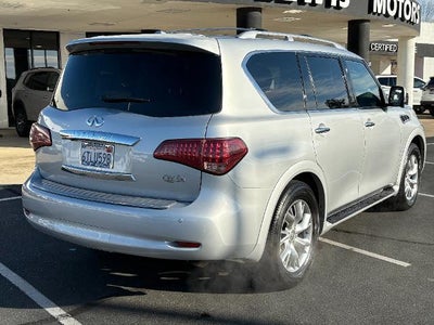 2011 INFINITI QX56 7-passenger