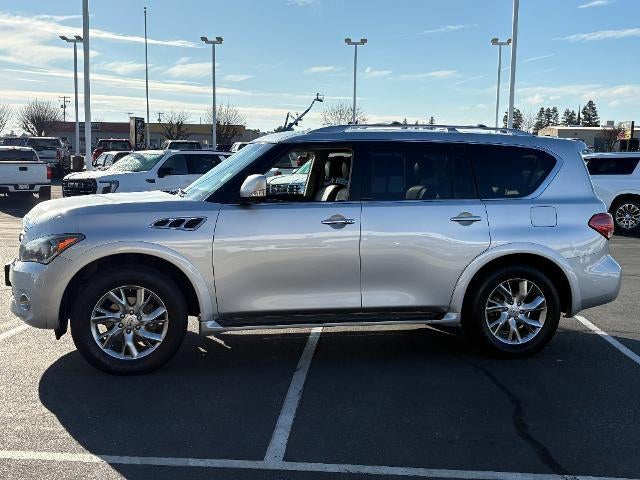 2011 INFINITI QX56 7-passenger