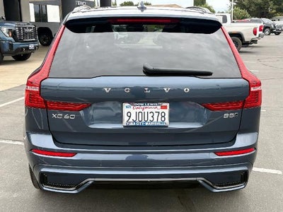 2024 Volvo XC60 Core Dark Theme